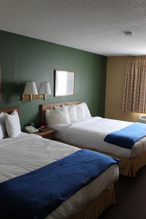 New Victorian Inn & Suites Киърни Екстериор снимка