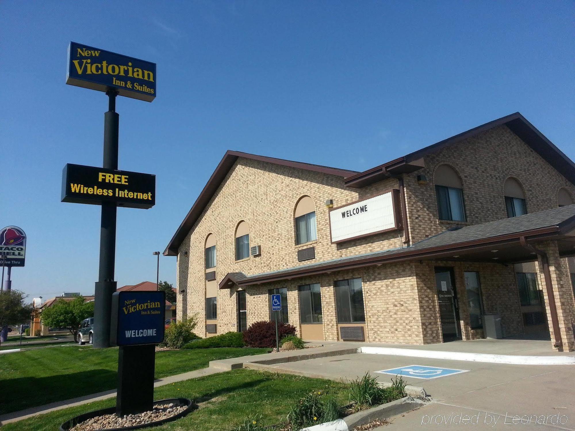 New Victorian Inn & Suites Киърни Екстериор снимка